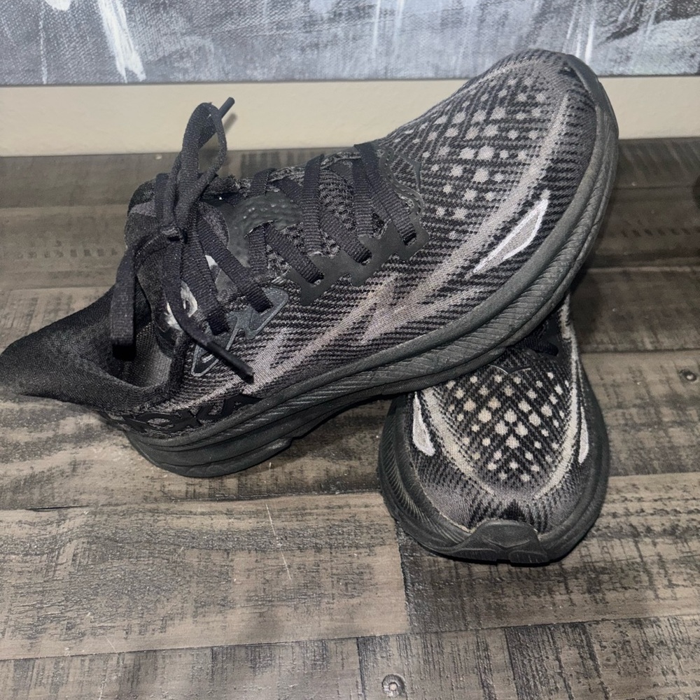Hoka Clifton 9 women's training shoe SZ 6 - Picture 3 of 12